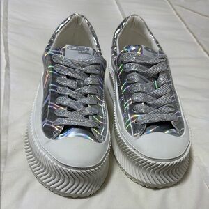 Circus by Sam Edelman Silver White Platform Sneakers